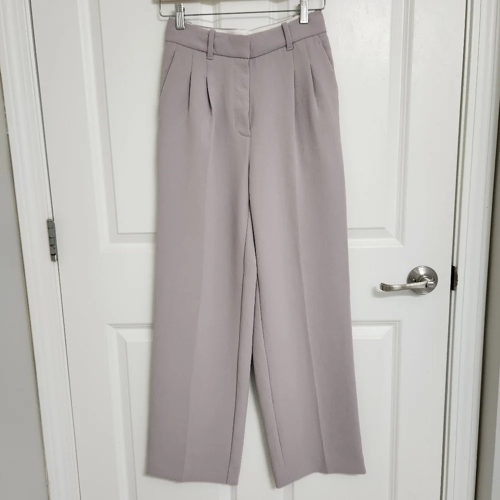 Aritzia Wide Leg Trousers in Light Mauve - Picture 1 of 4